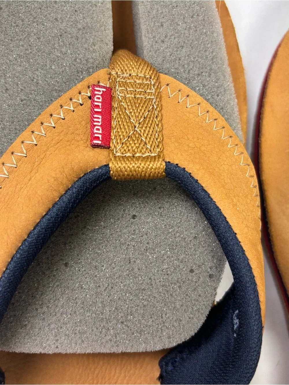 NWT Hari Mari Pier Tan Leather Memory Foam Strap Flip Flop Made In Mexico Sz 14